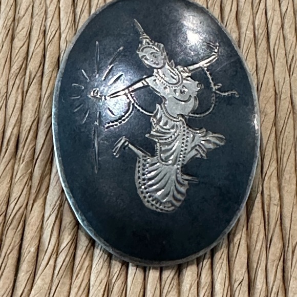 SIAM (Thailand) stamped goddess of lightning brooch - Picture 6 of 6